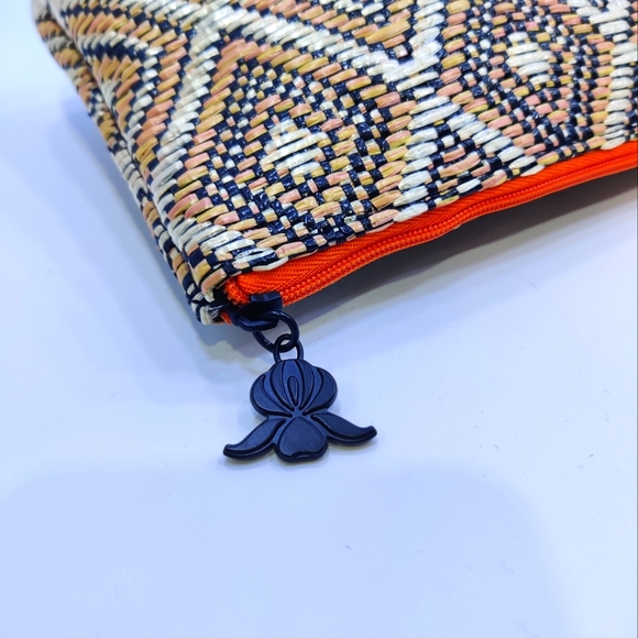 Sisley makeup toiletry bag - Picture 2 of 2